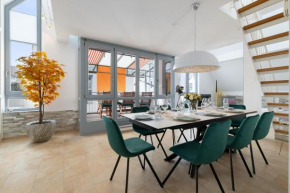 HELLOFLATS - Luxus-Penthouse - Balkon - Parking - Zentrum - Therme - Nähe Flughafen MUC
